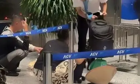 Cái cân ở cửa ra máy bay gây tranh cãi, Cục Hàng không ra chỉ đạo