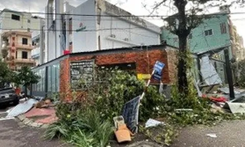 Chủ nhà hàng ở Quy Nhơn lạc giọng vì mất trắng 4 tỷ đồng sau bão Kalmaegi