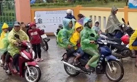 Vụ 40 học sinh nhập viện: Nữ phó hiệu trưởng trở lại, phụ huynh đưa con về