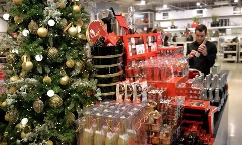 Sắp Giáng sinh, một quốc gia sắp phát hơn 4 triệu đồng tiền mặt cho người độc thân