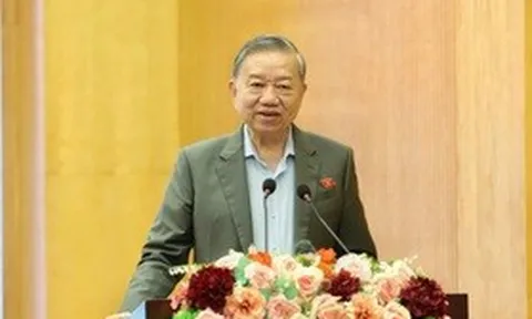 Tổng Bí thư Tô Lâm: "Không thể biến trường học thành nơi làm dịch vụ"