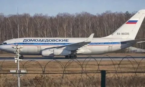 Khôi phục hàng loạt máy bay cũ để 'lấp khoảng trống'