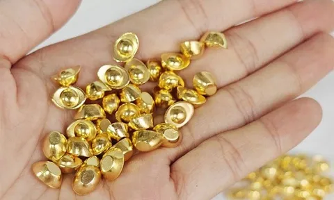 Vàng miếng quá đắt, người dân đổ xô "săn" vàng mini giá từ 1 triệu đồng