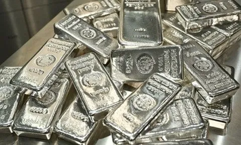 Khách có thể mua bạc online qua ứng dụng ngân hàng