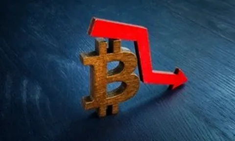 Bitcoin thủng 80.000 USD: 2,5 tỷ USD bị thổi bay, dòng tiền bắt đáy lộ diện