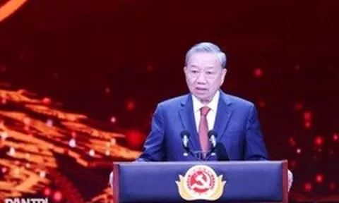 Hôm nay tuyên dương Bí thư chi bộ xuất sắc và trao Giải Búa liềm vàng 2025