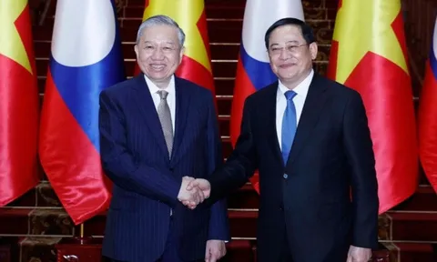 Việt Nam - Lào đẩy mạnh hợp tác toàn diện, tăng cường gắn kết chiến lược