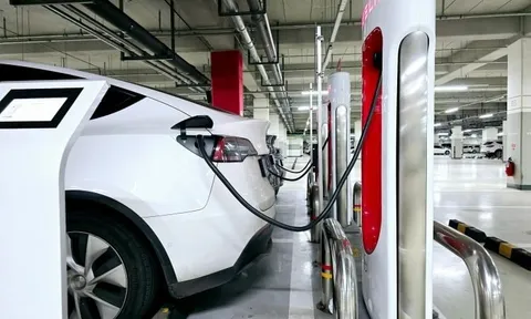 Thua lỗ hàng nghìn tỷ đồng vì xe điện, hàng loạt hãng pin Hàn Quốc quay xe cho dự án mới