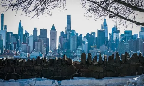 Nhiệt độ tại New York giảm sâu tới mức nguy hiểm, chuyên gia cảnh báo "rắc rối lớn"