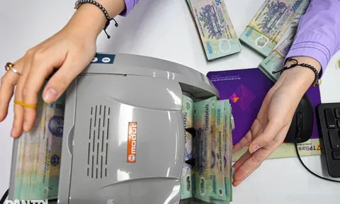 Doanh thu 200 triệu và gần 3 tỷ đồng áp thuế như nhau: Bộ Tài chính nói gì?