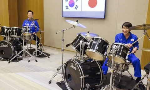 Sức hút mãnh liệt của nữ Thủ tướng Nhật Bản Sanae Takaichi