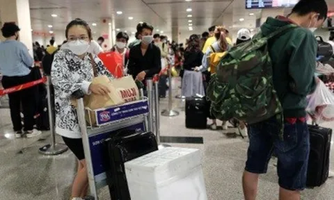 Chuyến bay chậm 2 giờ phải phục vụ ăn uống, chậm 3 giờ hoàn tiền vé