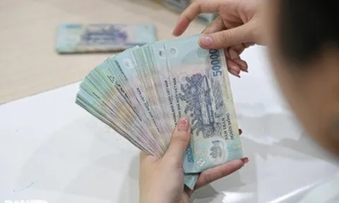 Lãi suất tiết kiệm tăng mạnh, có tiền gửi ở đâu lãi nhất?