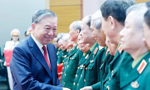 Tổng Bí thư chia sẻ “kỳ vọng đặc biệt” với các tướng lĩnh quân đội nghỉ hưu