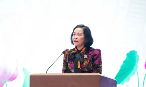 Hành trình để có thể từ "người ứng cử" thành công trúng cử trở thành "người đại biểu"