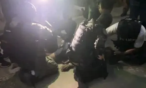 Thái Lan: Cảnh sát bắn hạ thanh niên xông vào trường học nổ súng, sát hại hiệu trưởng