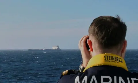 Gần 300 tàu dầu Nga bị phát hiện ngoài khơi, châu Âu lập tức đưa vào tầm ngắm