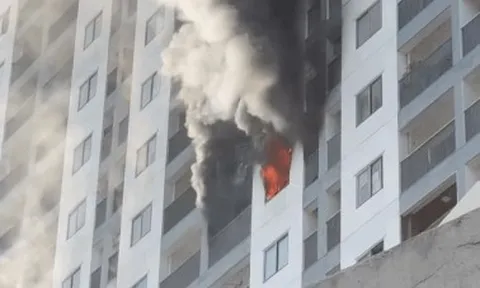 Cháy chung cư ở Nha Trang, 2 người tử vong