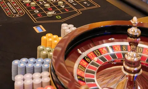 Bộ Tài chính nói không với đề xuất giảm giá vé chơi casino cho người Việt