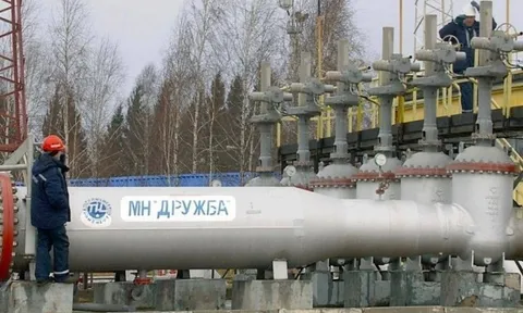 EU giục Kiev nối lại hoạt động của đường ống dẫn dầu Druzhba
