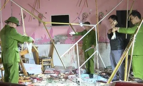 Nổ mìn tại nhà riêng tối mùng 2 Tết, 10 người bị thương