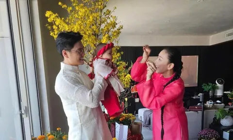 "Đả nữ" Ngô Thanh Vân lần đầu khoe ảnh rõ mặt con gái