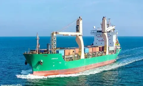 Tàu Sparta IV của Nga 'trôi dạt' trên một tuyến cáp ngầm nối châu Âu và châu Phi