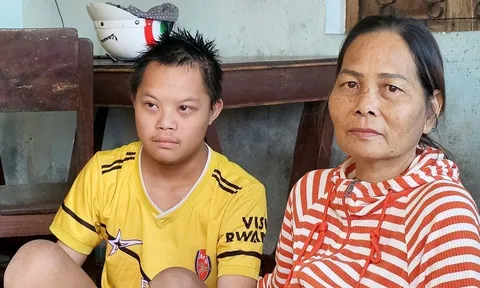 Mã số 5872: Gia cảnh thương tâm của người mẹ bệnh nặng nuôi con trai mắc hội chứng Down
