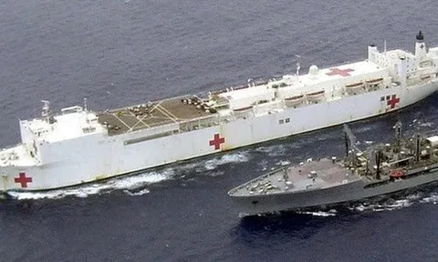 Điều tàu bệnh viện đến Greenland, ông Donald Trump nói gì?