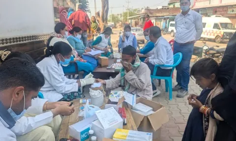 Ấn Độ lập trại y tế dã chiến, xét nghiệm diện rộng sau khi 7 trẻ tử vong liên tiếp chỉ sau 48 giờ phát bệnh