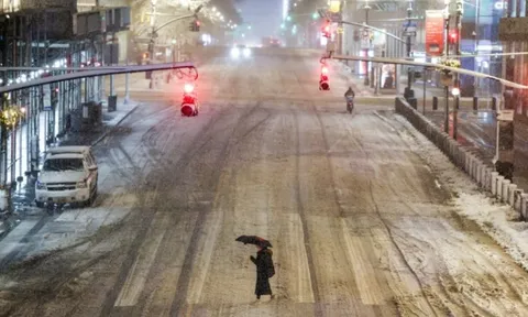 New York phong tỏa đường phố, đối diện với hiện tượng thiên nhiên tồi tệ chưa từng có trong suốt thập kỷ