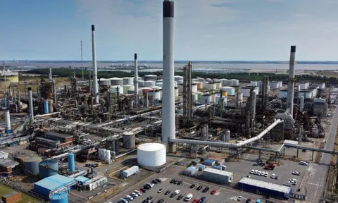 Ngành lọc dầu của một quốc gia châu Âu đứng trước nguy cơ bị xóa sổ hoàn toàn