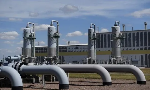 Quay lưng với khí đốt Nga, EU chuyển sang mua hàng chục tỷ mét khối từ nước láng giềng của Moscow, tuyên bố đây là đối tác quan trọng và chiến lược