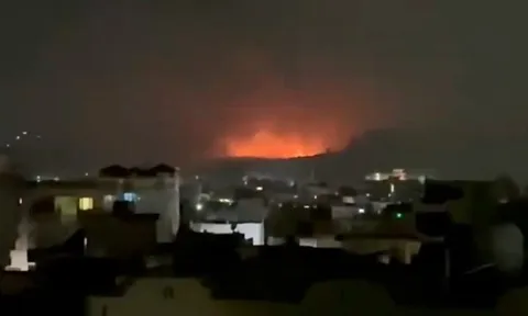 Pakistan tuyên bố 'chiến tranh công khai' với Afghanistan