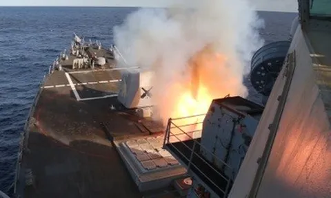 Iran tấn công căn cứ không quân Mỹ ở Bahrain