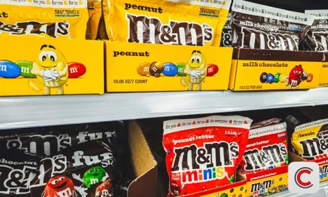 Nóng: Thương hiệu kẹo nổi tiếng M&M’s bất ngờ bị thu hồi vì vi phạm