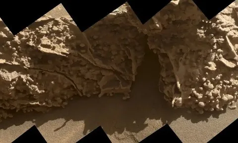 NASA phát hiện thứ “giống trứng” ở hành tinh bị nghi có sự sống