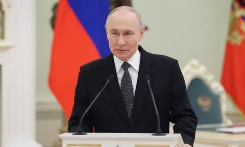 EU kêu gọi dỡ bỏ trừng phạt Nga sau lời cảnh báo của ông Putin