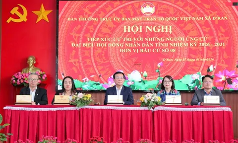 Chủ tịch UBND tỉnh Lâm Đồng lắng nghe kiến nghị của cử tri D’ran