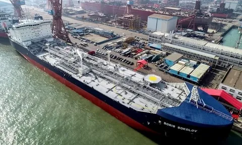 Những chiếc tàu dầu bí ẩn lũ lượt chạy qua eo biển Hormuz bất chấp đe doạ của Iran: Hé lộ chân dung ông trùm U80 và canh bạc siêu lời lãi