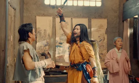 Nam diễn viên Mưa đỏ tái xuất với điện ảnh với diện mạo lạ lẫm, hoá thân giang hồ hảo hán