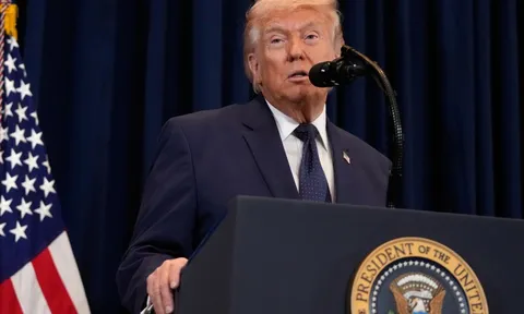 Tổng thống Trump để ngỏ chuyện tịch thu dầu mỏ Iran