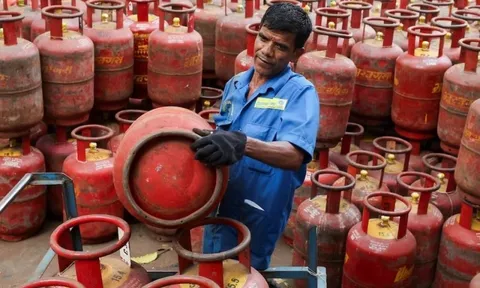 Khan hiếm khí gas vì xung đột Trung Đông, nhiều bếp ăn tại một nước châu Á ngừng phục vụ thức ăn, đồ uống nóng