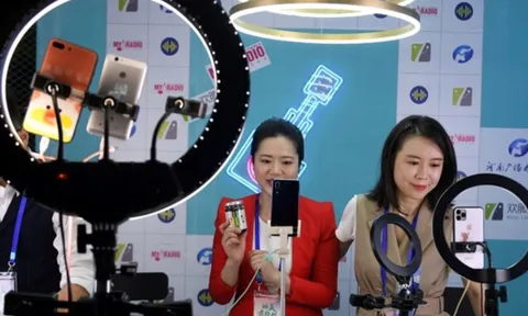 'Cú lừa' livestream: Bong bóng 'nổ tung', loạt streamer tháo chạy khỏi thủ phủ bán trực tuyến dù từng đạt thu nhập 700 triệu đồng/tháng