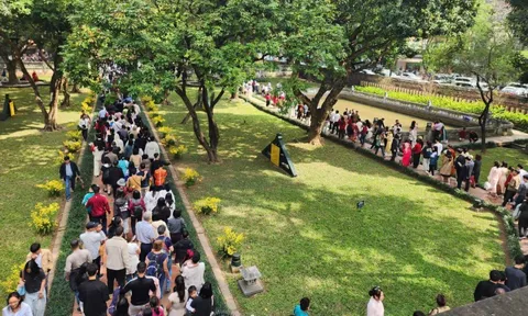 Du lịch Hà Nội 'bội thu' ngay từ đầu năm Bính Ngọ 2026
