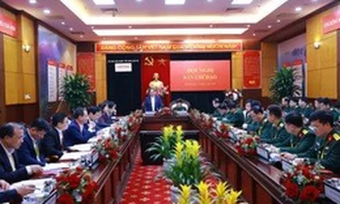 Thủ tướng chủ trì cuộc làm việc về phát triển công nghiệp quốc phòng