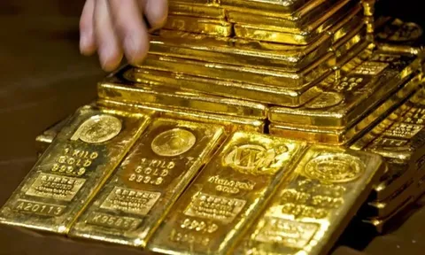 Giá vàng hôm nay 13/3: Giá vàng SJC và vàng nhẫn giảm sâu, ngược chiều với giá dầu thô thế giới