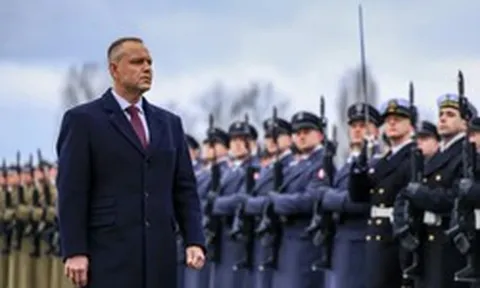 Tổng thống Ba Lan phủ quyết dự luật vay quốc phòng trị giá 44 tỷ Euro của EU