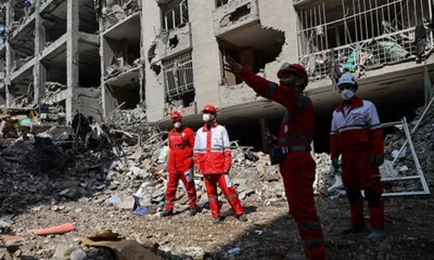 Ông Trump kêu gọi Israel ngừng tấn công vào cơ sở năng lượng của Iran