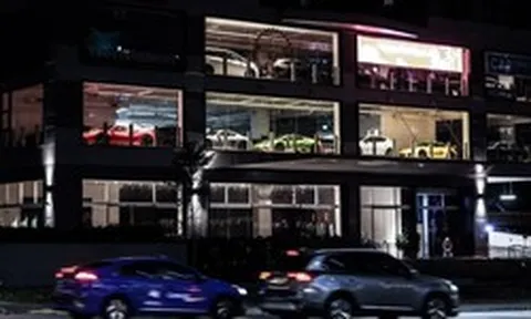 Nghịch ký xe hơi tại Singapore và mục tiêu chuyển toàn bộ sang năng lượng sạch năm 2040